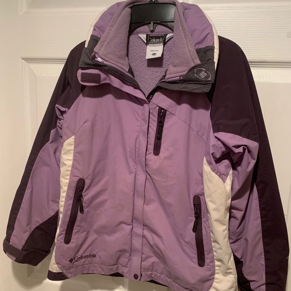 Columbia Bugaboo Youth 10/12 purple winter jacket.